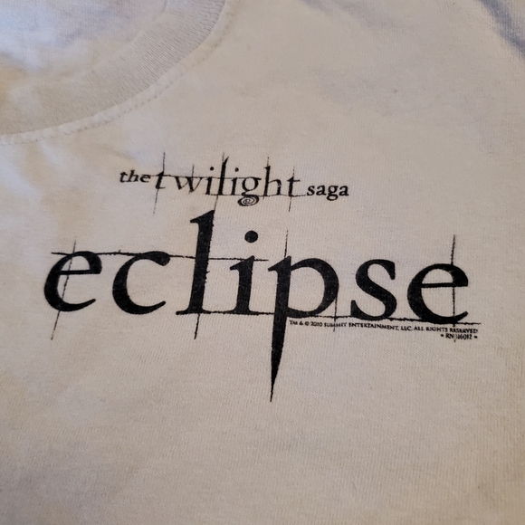 The Twilight Saga Eclipse Edward Cullen 2010 T Shirt RARE Twilight Team Edward - Picture 6 of 9